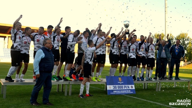 Bałtyk Koszalin z Pucharem Polski Zachodniopomorskiego Związku Piłki Nożnej. W finale rozegranym na stadionie im. Sebastiana Karpiniuka w Kołobrzegu koszalinianie pokonali miejscową Kotwicę 1:0.
