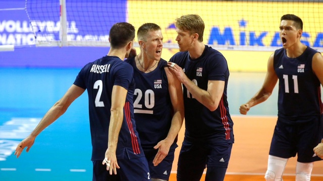 Polscy siatkarze przegrali z Amerykanami 0:3 (20:25, 19:25, 19:25) w drugim meczu turnieju Ligi Narodów w Hoffman Estates pod Chicago.