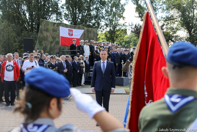 Uroczystości święta Marynarki Wojennej odbywają się w niedzielę w Gdyni. Bierze w nich udział prezydent Andrzej Duda.
