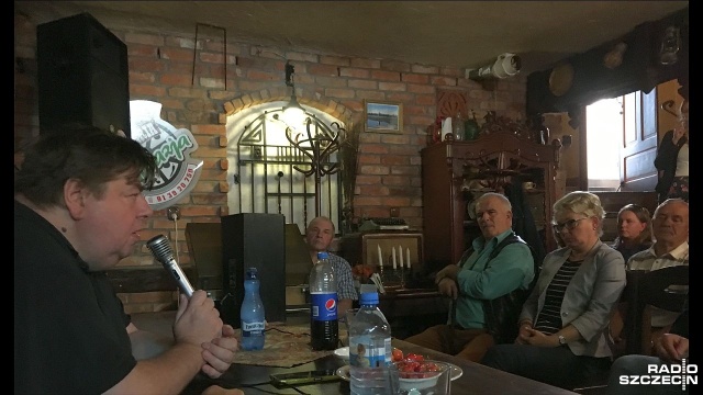 Obrona interesów niemieckich stała się dogmatem dla Platformy Obywatelskiej, z którego ta partia nie potrafi do dziś wyjść - powiedział w Nowogardzie podczas spotkanie z mieszkańcami publicysta Piotr Semka, dziennikarz tygodnika Do Rzeczy i Radia Szczecin.
