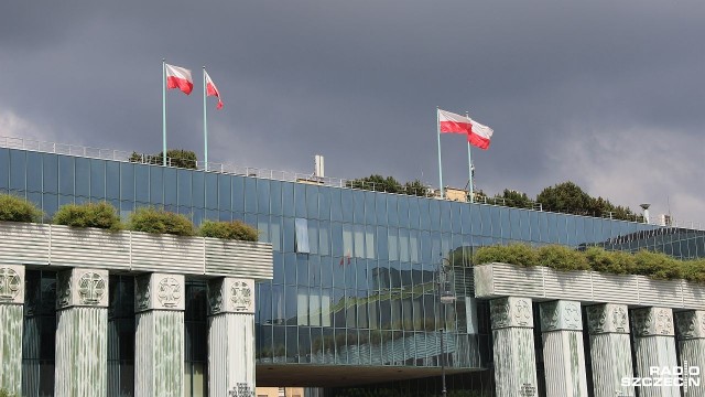 W Brukseli i Luksemburgu będzie w czwartek mowa o sytuacji w Polsce i reformie sądownictwa. Na komisji swobód obywatelskich europarlamentu wystąpi wiceszef Komisji Europejskiej Frans Timmermans, który uważa, że ustawa o Sądzie Najwyższym powinna być zaskarżona do unijnego Trybunału.