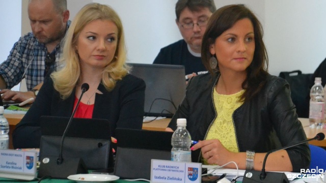 Kolejny rozłam w kołobrzeskiej Platformie Obywatelskiej. Przed czwartkową sesją Rady Miasta szeregi partii i klubu radnych zdecydowała się opuścić radna Izabela Zielińska.