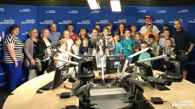 Polskie dzieci z Litwy na wakacjach: odwiedziły Radio Szczecin