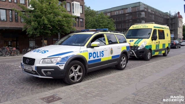 W szwedzkim Malm trwa wojna gangów. W nocy zmarł 23-letni mężczyzna, postrzelony w poniedziałek wieczorem w jednej z dzielnic miasta. Policja szuka sprawców morderstwa.