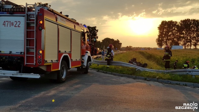 Do dwóch wypadków, w których zginęły dwie osoby doszło w ostatnich kilku godzinach na zachodniopomorskich drogach.