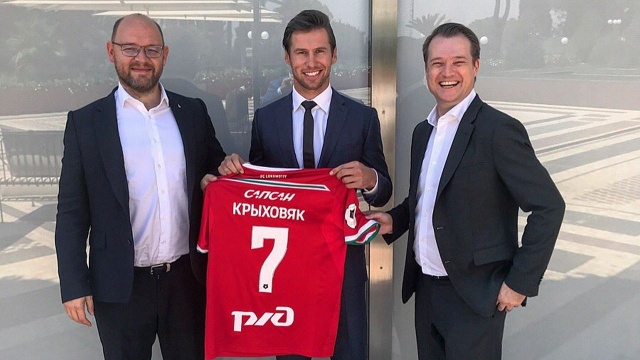 Piłkarz reprezentacji Polski Grzegorz Krychowiak został zawodnikiem Lokomotiwu Moskwa.