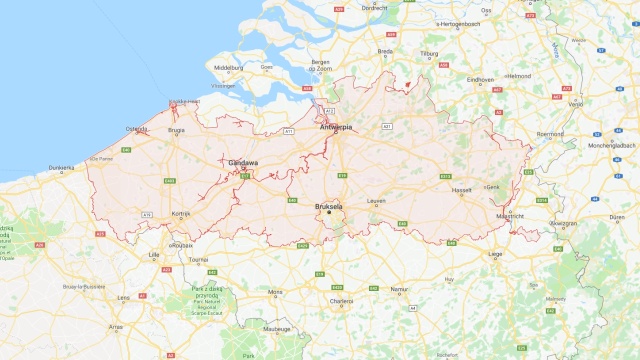 Flandria, niderlandzkojęzyczny region Belgii, wprowadzi zakaz hodowli zwierząt na futra i żywienie na siłę kaczek i gęsi na foie gras. Restrykcje mają obowiązywać od 2023 roku.