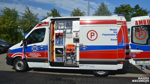 Kołobrzescy ratownicy medyczni mają nowy ambulans. W poniedziałek Wojewódzka Stacja Pogotowia Ratunkowego oficjalnie przekazała zakupioną karetkę.