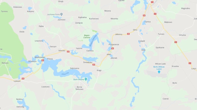 W okolicach Śmiadowa - między Czaplinkiem a Szczecinkiem - wyciągana jest z rowu ciężarówka. Nikomu nic się nie stało, ale na jezdni zalegają płyny eksploatacyjne. Policja wyznaczyła objazdy - w obie strony - przez Silnowo, Łączno i miejscowość Jeleń. Utrudnienia mogą potrwać do godz. 19.
