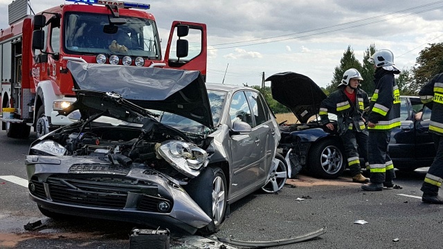 Kolizja na krajowej trójce. W miejscowości Sułomino za Wolinem zderzyły się cztery samochody.