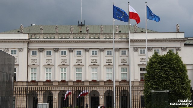 Politycy opozycji z zadowoleniem przyjmują ocenę prezydenta dotyczącą nowej ordynacji do Parlamentu Europejskiego, przyjętej przez parlament. Andrzej Duda w wywiadzie dla Dziennika Gazety Prawnej powiedział, że mocno skłania się ku zablokowaniu tej propozycji.
