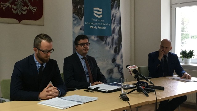 Większość zachodniopomorskich gmin chce zwiększenia opłat za wodę i ścieki. Stawki w naszym regionie są i tak najwyższe w kraju - poinformował w czwartek prezes Przedsiębiorstwa Wody Polskie na konferencji w Szczecinie.