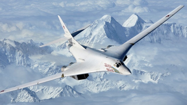 Dwa rosyjskie bombowce strategiczne typu Tu-160 znalazły się nad Morzem Bałtyckim w obszarze nadzoru powietrznego NATO i zostały przechwycone przez myśliwce z Niemiec i Belgii.