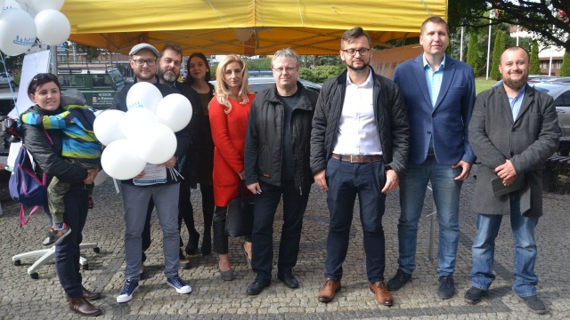 Chcemy być alternatywą dla istniejących układów i rządzących od lat polityków - to słowa członków komitetu wyborczego Kołobrzeżanie. Właśnie ten komitet jako ostatni oficjalnie zainaugurował kampanię do Rady Miasta w Kołobrzegu.