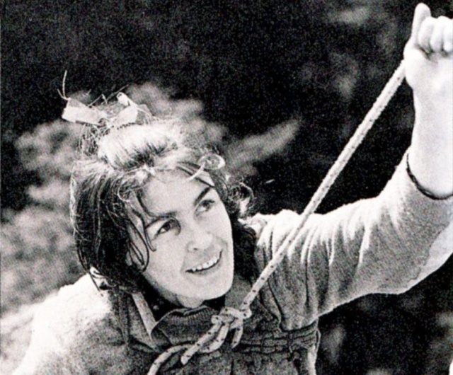 40 lat temu - 16 października 1978 roku - Wanda Rutkiewicz zdobyła Mount Everest. Było to pierwsze polskie wejście na najwyższy szczyt świata. Polska himalaistka była też pierwszą Europejką oraz trzecią kobietą na świecie na wierzchołku najwyższej góry.