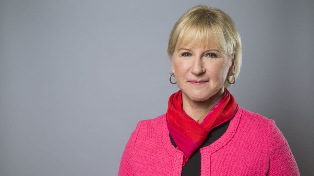 Szwedzki rząd domaga się wyjaśnień w sprawie dziennikarza Dżamala Chaszodżidżiego, który prawdopodobnie został zamordowany w konsulacie Arabii Saudyjskiej w Stambule. Ewentualne sankcje wobec Rijadu mogą być brzemienne w skutkach dla szwedzkiego eksportu broni do tego kraju.