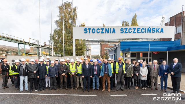 Ponad setka pracowników Stoczni Szczecińskiej podpisała się pod listem do premiera. W liście poinformowano Mateusza Morawickiego o przywróceniu nazwy Stoczni Szczecińskiej. Po dziewięciu miesiącach Krajowy Rejestr Sądowy zmienił nazwę Szczeciński Park Przemysłowy na Stocznia Szczecińska spółka z.o.o.