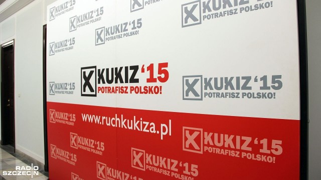 Zapewnia, że nie stracił kontroli nad emocjami, a stracił kontrolę nad formą wypowiedzi - mówił we wtorek w Rozmowach pod krawatem Paweł Kukiz komentując swoje wpisy na Twitterowym koncie po odejściu Jakuba Kuleszy z jego klubu poselskiego.