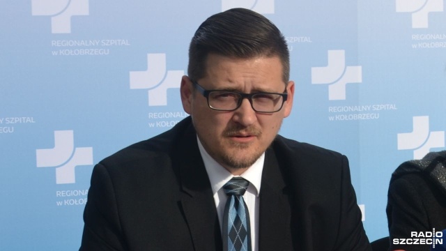 Tomasz Szymański, dotychczasowy dyrektor Regionalnego Szpitala w Kołobrzegu, stracił pracę decyzją Zarządu Województwa Zachodniopomorskiego.