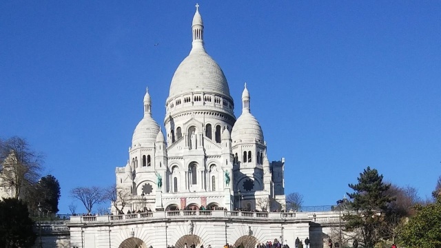 W Paryżu rozpoczęły się obchody Światowego Dnia Ubogich. W bazylice Sacre Coeur na Montmartrze odbyło się czuwanie, które prowadził arcybiskup stolicy Francji kardynał Aupetit. Następnie w krypcie świątyni wszyscy zjedli - specjalnie na tę okazję przygotowaną - zupę.