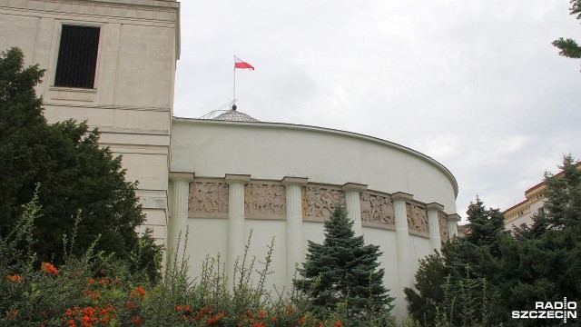 O godz. 20.30 posłowie mają zająć się wnioskiem prokuratury o uchylenie immunitetu oraz o zastosowanie tymczasowego aresztu wobec posła Platformy Obywatelskiej Stanisława Gawłowskiego.