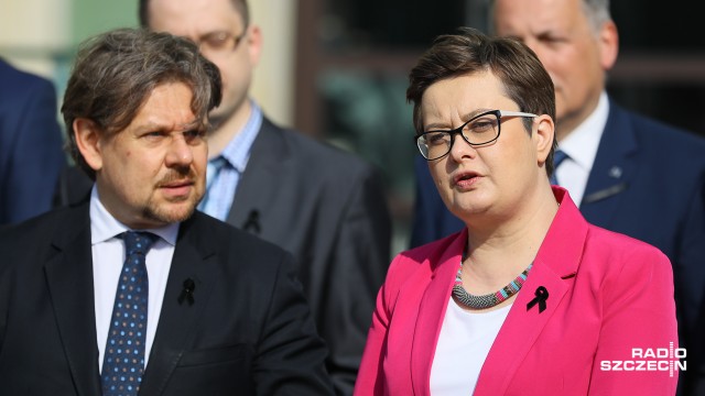 Szczecińscy działacze Nowoczesnej przeciwni decyzji szefowej partii o zawieszeniu szczecińskiego posła. Miejscy radni Przemysław Słowik i Edyta Łągiewska-Wijas krytycznie ocenili postępowanie Katarzyny Lubnauer w sprawie Piotra Misiło.