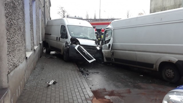 Dwa i pół kilometra ma korek od Pilchowa do skrzyżowania przy Jeziorze Głębokie na ulicy Zegadłowicza w Szczecinie.