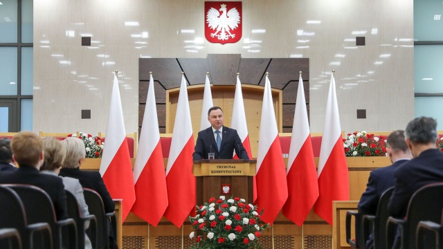Prezydent Andrzej Duda powiedział, że zdecydował się na podpisanie nowelizacji ustawy o Sądzie Najwyższym, ponieważ uznał, iż wykonanie wyroku Trybunału Sprawiedliwości jest potrzebne. Prezydent wypowiedział się na ten temat podczas posiedzenia Zgromadzenia Ogólnego Sędziów Trybunału Konstytucyjnego.