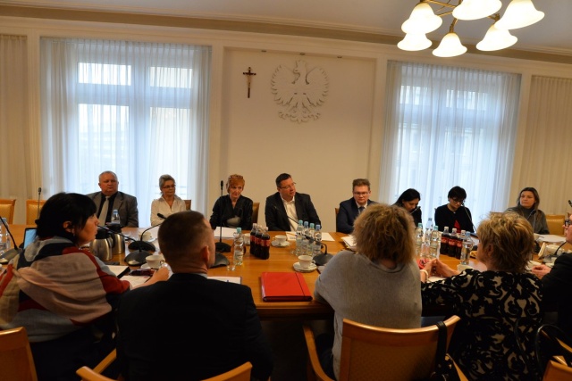 Pracownicy sądów i Ministerstwo Sprawiedliwości zawarli porozumienie w sprawie podwyżek płac.