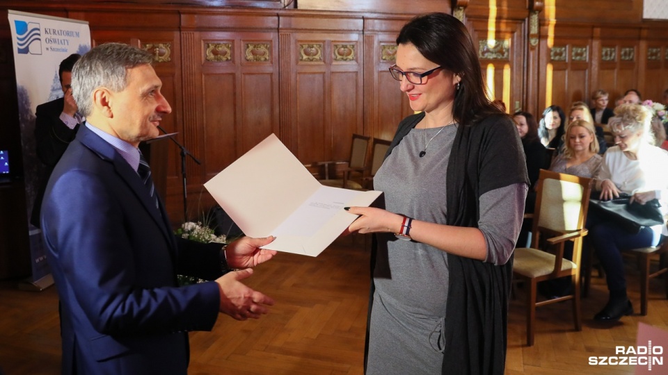 Nauczyciele, którzy rozpoczęli swój staż przed 1 września 2018 roku, będą go realizowali na dotychczasowych zasadach. Fot. Robert Stachnik [Radio Szczecin]