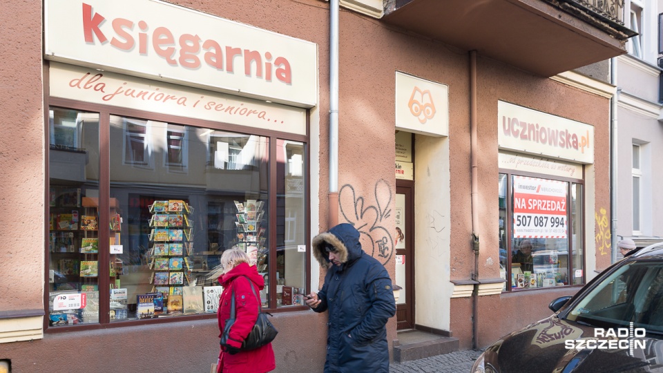 Księgarnia Uczniowska przy ulicy Jagiellońskiej. Fot. Robert Stachnik [Radio Szczecin]