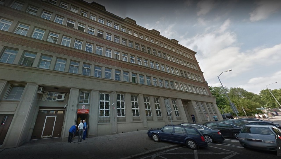 Dziś w tym budynku przy ul. Małopolskiej znajduje się Delegatura Agencji Bezpieczeństwa Wewnętrznego. Fot. www.google.pl/maps