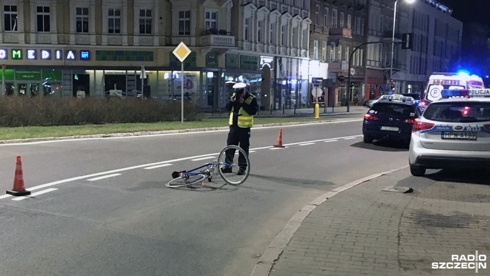 Potrącenie rowerzysty w centrum Szczecina. Fot. Dawid Siwek [Radio Szczecin]