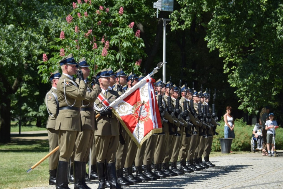 12 maja mijają 74 lata od rozpoczęcia natarcia na Monte Cassino przez wojska generała Andersa. Fot. twitter.com/Kombatanci