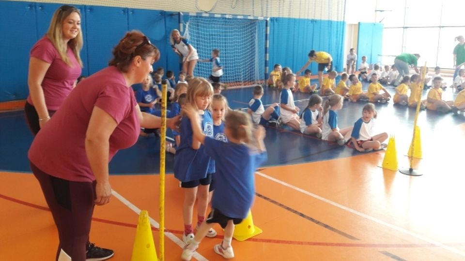 Szkoła przy ul. Rydla w Szczecinie świętuje swoje 35-lecie i 10-lecie istnienia jako Centrum Kształcenia Sportowego. źródło: Elżbieta Rudzka - Centrum Kształcenia Sportowego