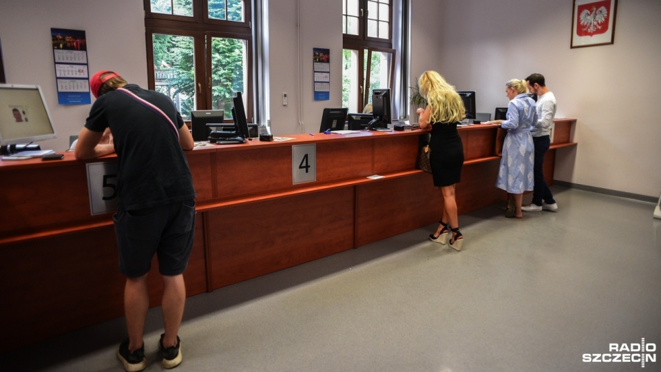 Paszportowa sobota w Zachodniopomorskim Urzędzie Wojewódzkim w Szczecinie. Fot. Kamila Kozioł [Radio Szczecin]