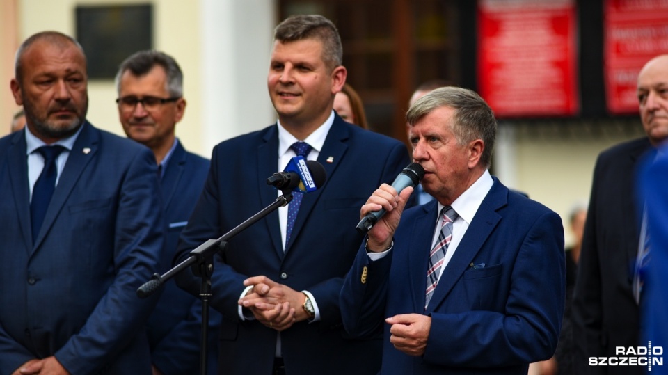 Krzysztof Kozłowski (35 lat) jest pracownikiem Generalnej Dyrekcji Dróg Krajowych i Autostrad. Wcześniej pracował w Starostwie Powiatowym w Stargardzie. Fot. Kamila Kozioł [Radio Szczecin]
