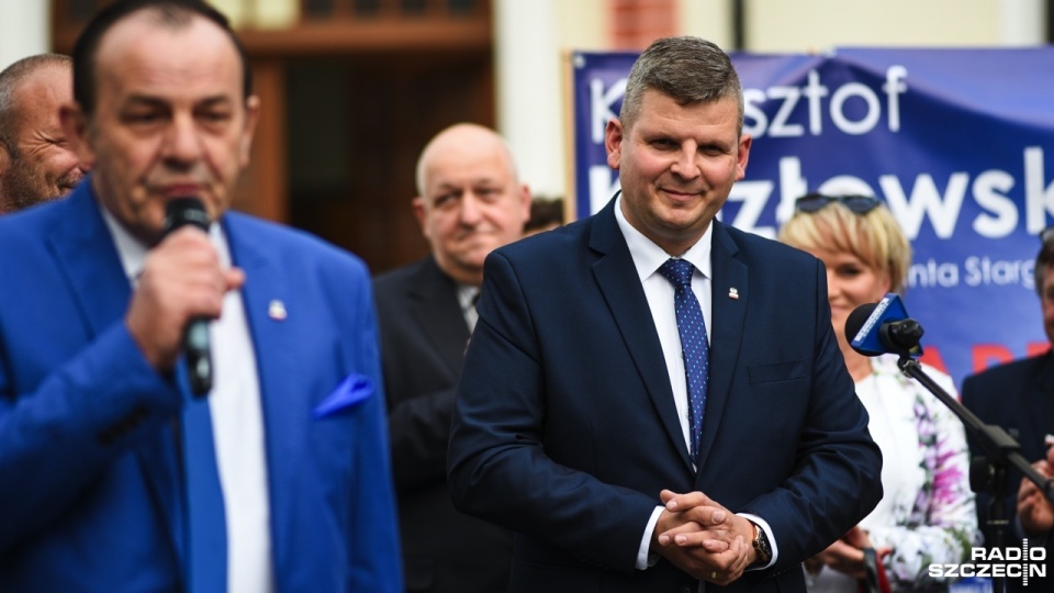 Krzysztof Kozłowski (35 lat) jest pracownikiem Generalnej Dyrekcji Dróg Krajowych i Autostrad. Wcześniej pracował w Starostwie Powiatowym w Stargardzie. Fot. Kamila Kozioł [Radio Szczecin]