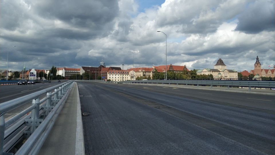 Remont Trasy Zamkowej trwał 12 miesięcy, kosztował 40 mln złotych. Przebudowano oświetlenie, zmodernizowano kanalizację deszczową, zbudowano chodniki, poprawiła się również infrastruktura rowerowa. źródło: ZDiTM