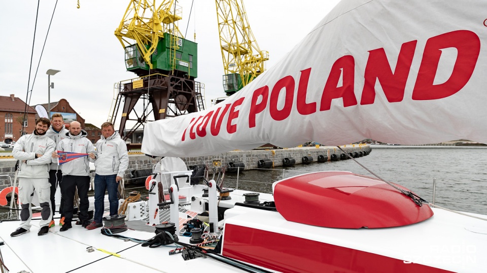 Do poniedziałku jacht "I love Poland" będzie cumował w marinie przy Wyspie Grodzkiej. Fot. Robert Stachnik [Radio Szczecin]