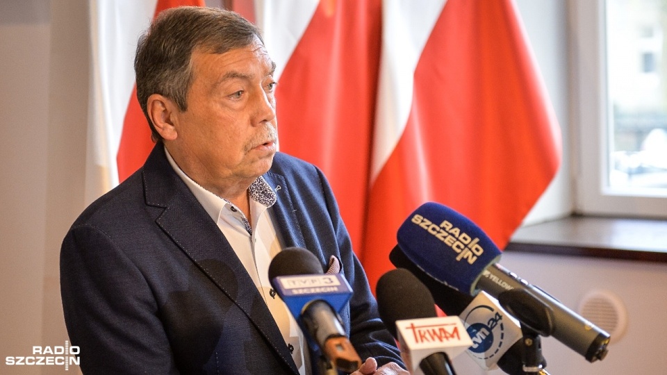 Bartłomiej Sochański obiecał podwyżki dla pracowników po wygranych wyborach na prezydenta Szczecina. Fot. Łukasz Szełemej [Radio Szczecin]