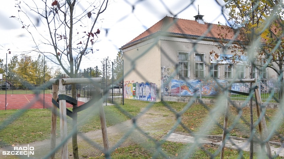 Mural na ścianie IV LO na szczecińskich Gumieńcach. Fot. Łukasz Szełemej [Radio Szczecin]