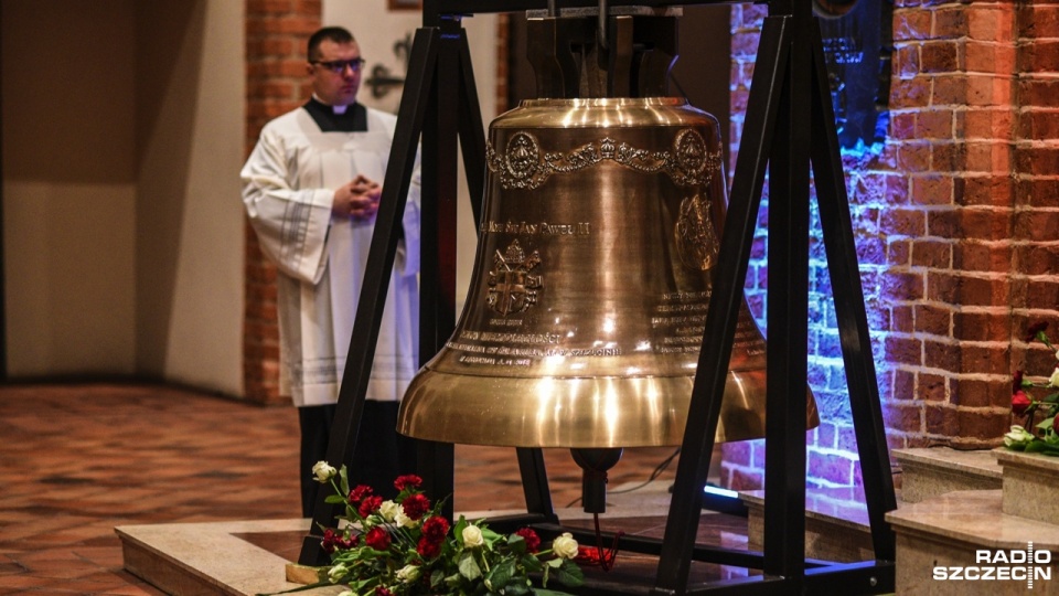 Dzwon Niepodległości - „Św. Jan Paweł II”. Fot. Kamila Kozioł [Radio Szczecin]