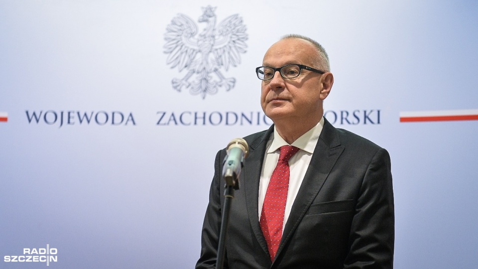 Konferencja wojewody zachodniopomorskiego i Regionalnej Izby Obrachunkowej. Fot. Łukasz Szełemej [Radio Szczecin]