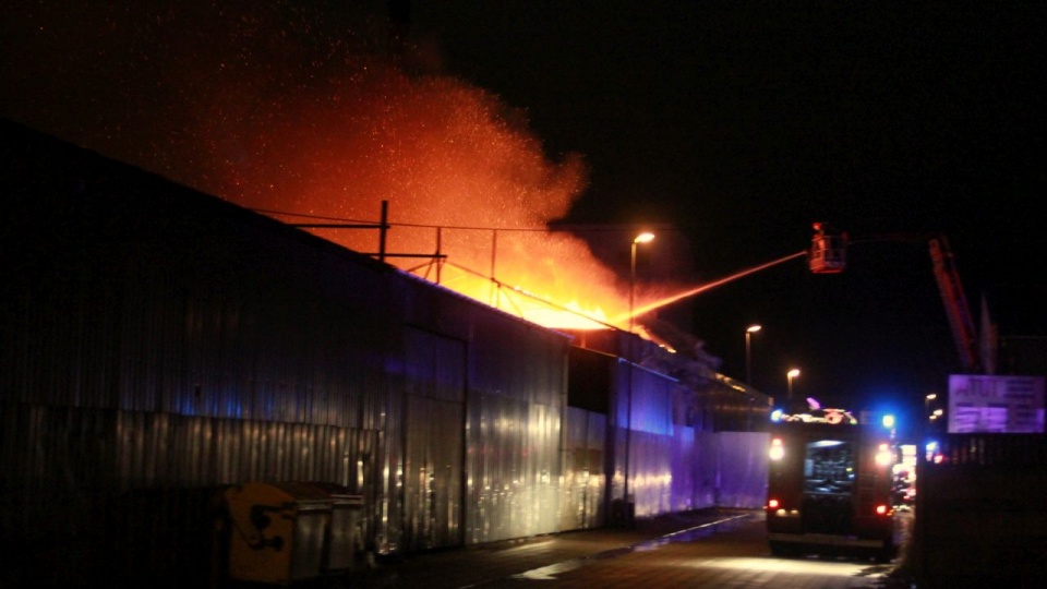 Pożar stolarni w Koszalinie. Fot. Adam Wójcik [Radio Szczecin]