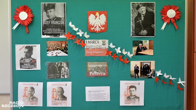 Fot. Łukasz Szełemej [Radio Szczecin] "Wiedza o Wyklętych jest powierzchowna". Konkurs w Dąbiu zaprzeczył tej tezie [ZDJĘCIA]