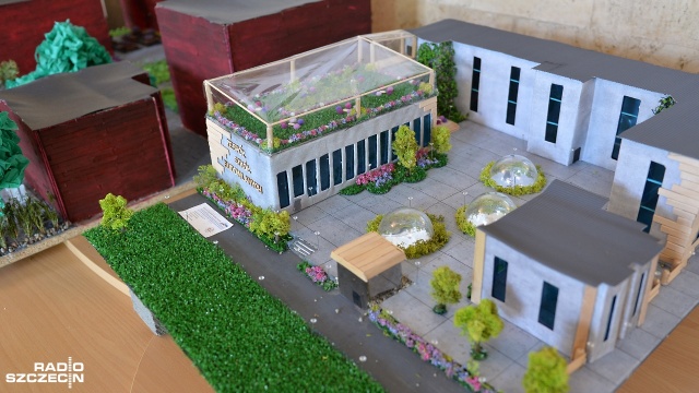Fot. Łukasz Szełemej [Radio Szczecin] Przyszli architekci zaprezentowali swoje pierwsze projekty [ZDJĘCIA]