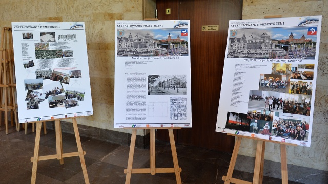 Fot. Łukasz Szełemej [Radio Szczecin] Przyszli architekci zaprezentowali swoje pierwsze projekty [ZDJĘCIA]