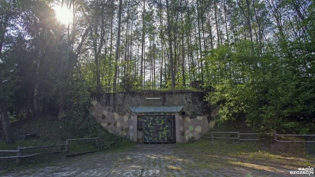 Obiekt 3001 rozlokowany na ponad 300 hektarach powierzchni to kompleks w lasach niedaleko Podborska. Fot. Maciej Papke [Radio Szczecin] Atomowy schron w regionie i jego tajemnice [WIDEO, ZDJĘCIA]