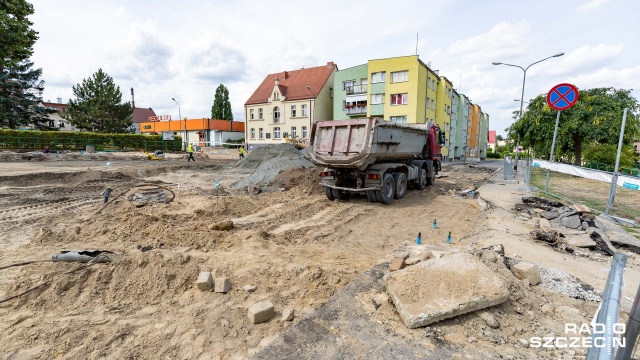 Fot. Robert Stachnik [Radio Szczecin] Ludzkie szczątki na placu budowy w Policach [WIDEO, ZDJĘCIA]